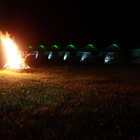 Derra Camp And Resort Jhajra ภายนอก รูปภาพ