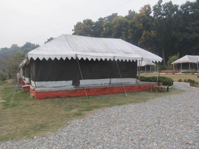 Derra Camp And Resort Jhajra ภายนอก รูปภาพ