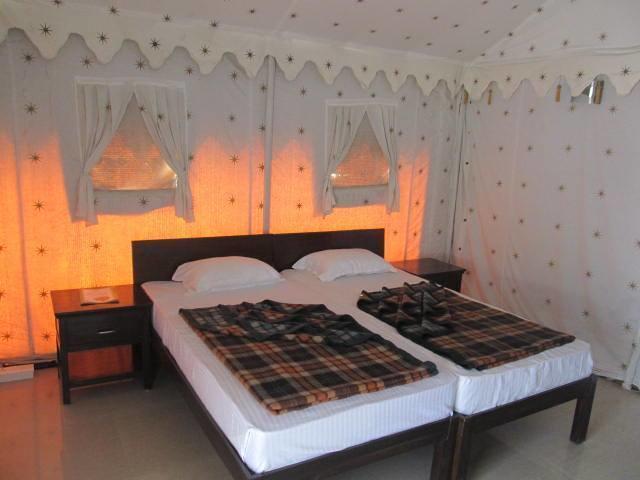 Derra Camp And Resort Jhajra ห้อง รูปภาพ